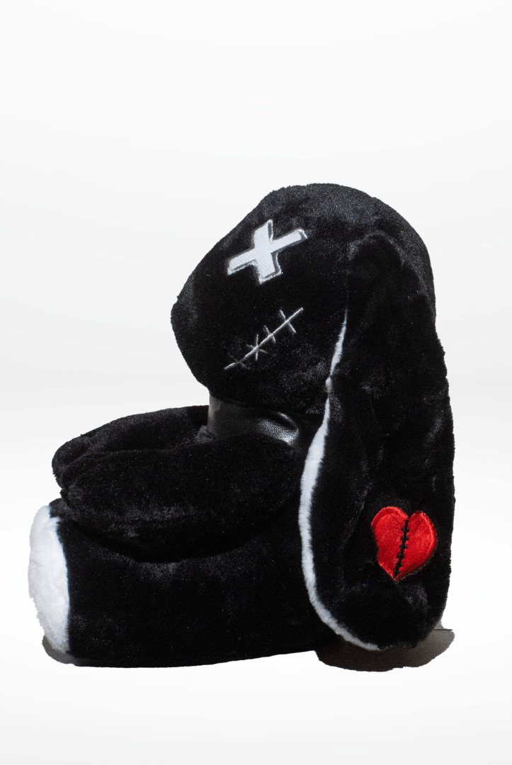 Nox the Rabbit - The Cursed Closet