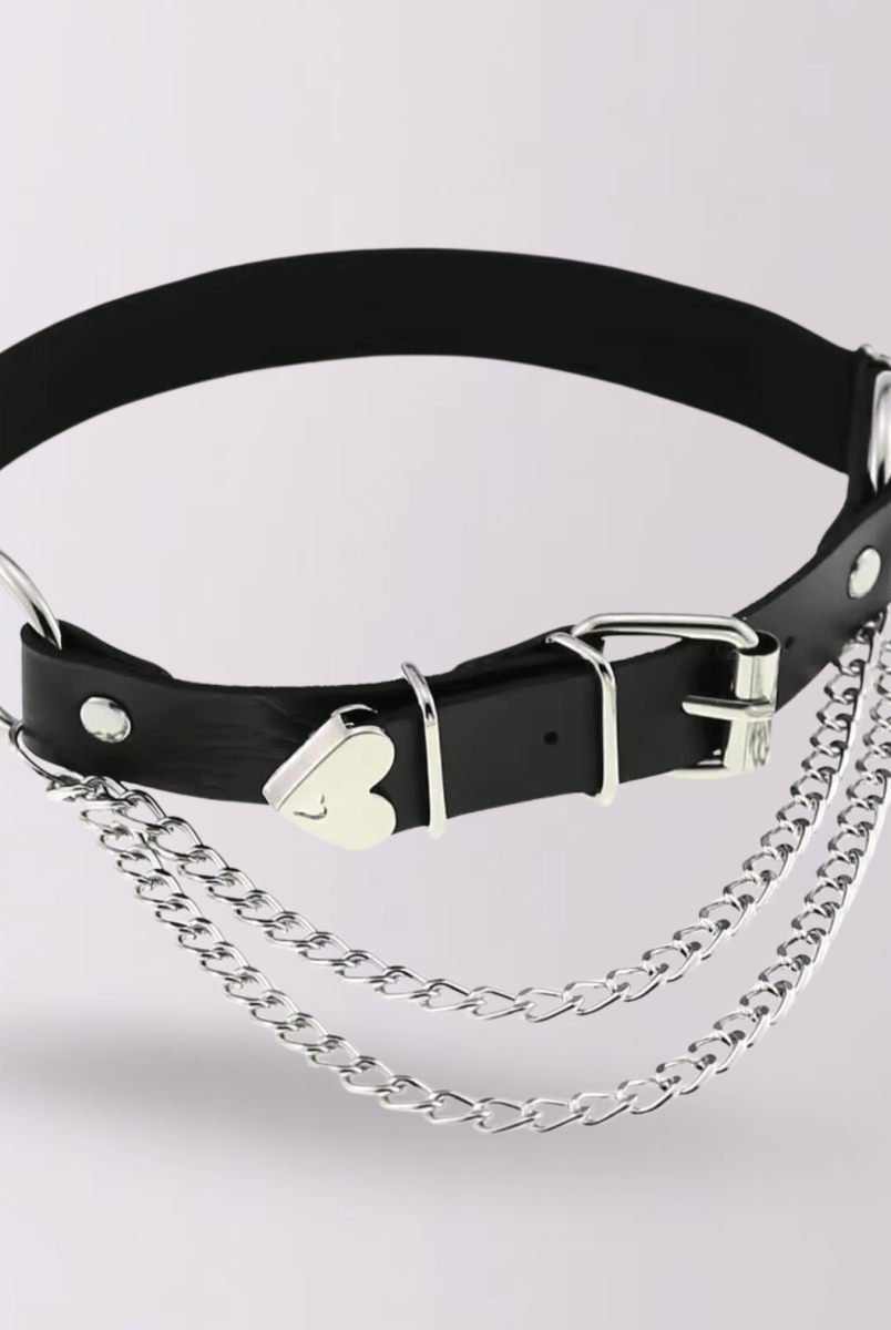 Raven’s Edge Garter - The Cursed Closet