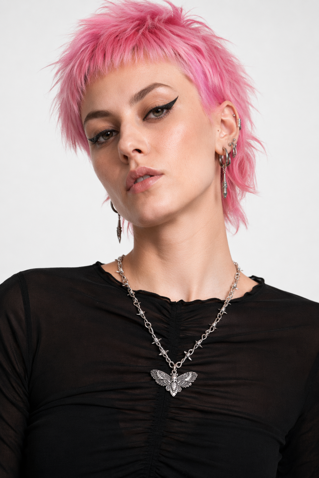 Moth Skull Wire Necklace Default Title