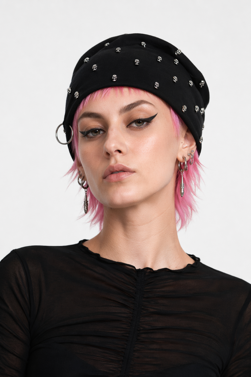 Skull Beanie Black