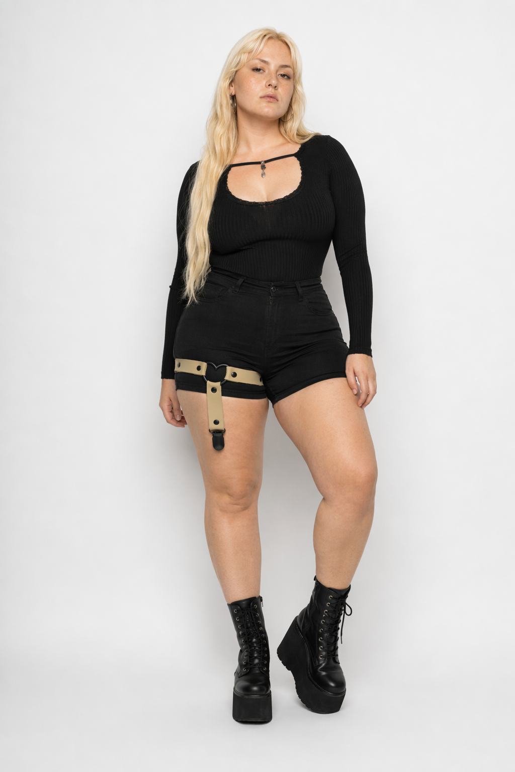 Gothic Leather Leg Garter begie