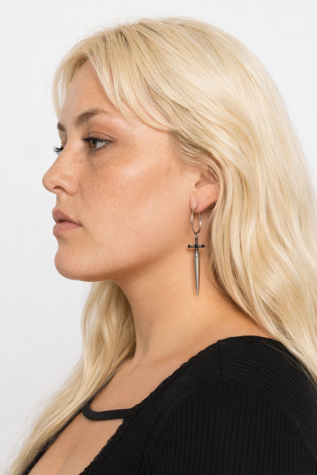 Metal dagger earrings Default Title