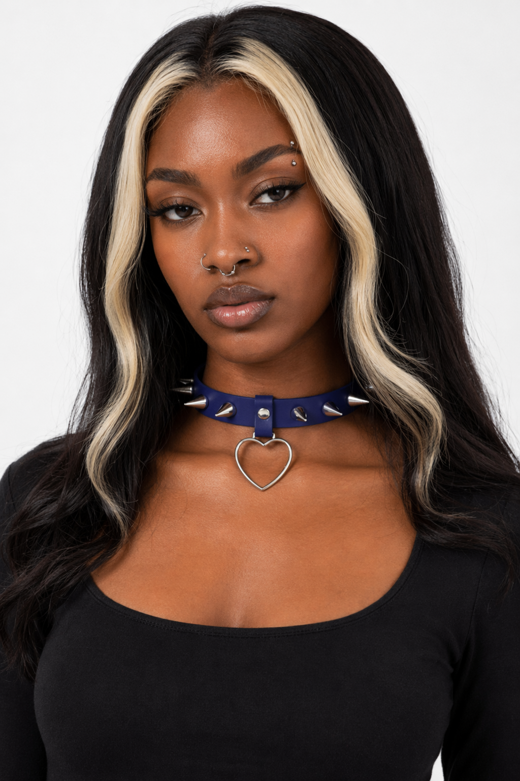 Furious Heart Choker in Black blue
