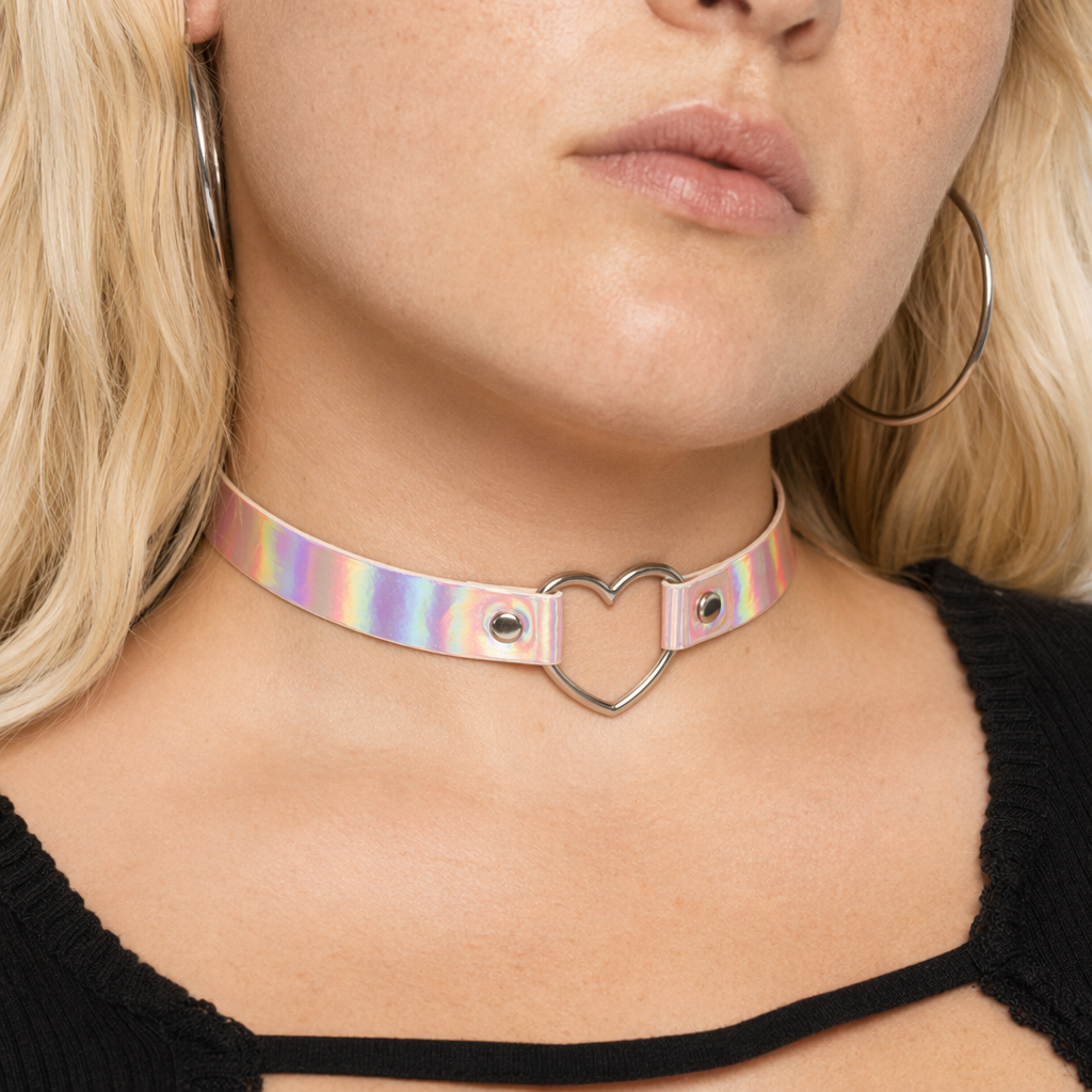 Holographic Heart Choker' pink