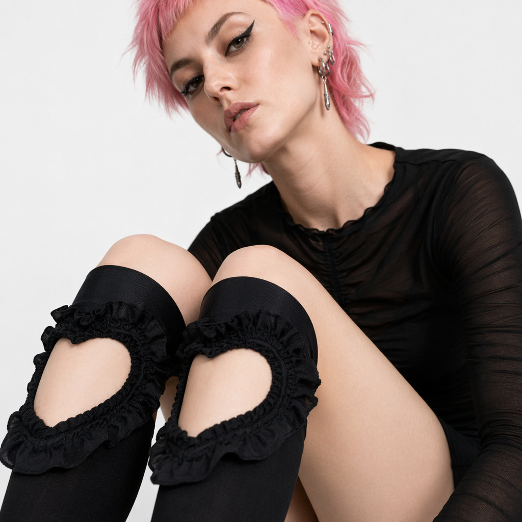 "Heart Knee Socks" black