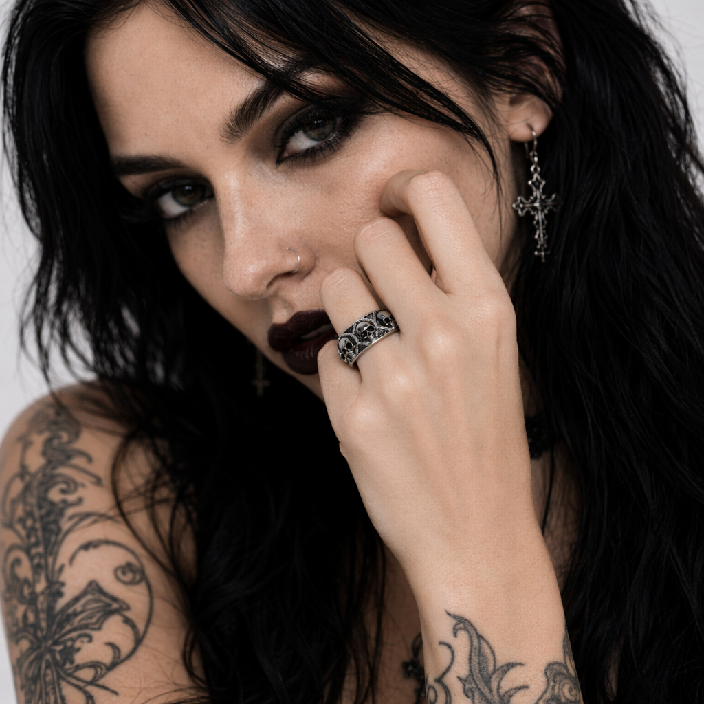 Skull Ring: You and Me. 11