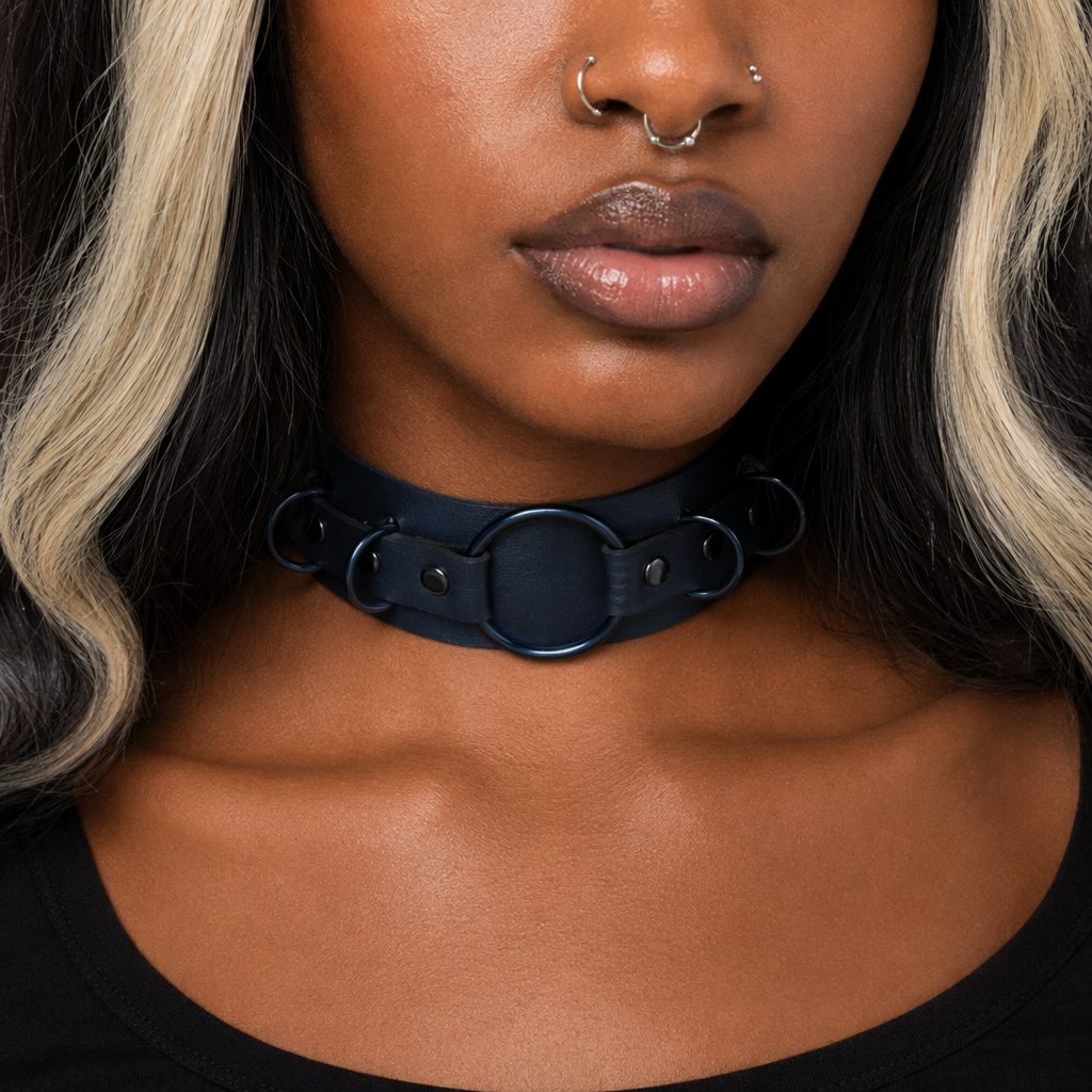 Black Choker 'To the Top' navy