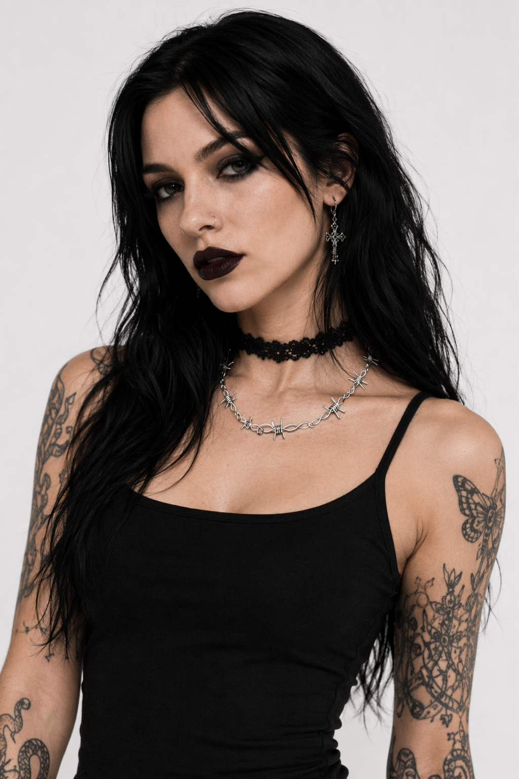 Silver Choker with Iron Wire 1