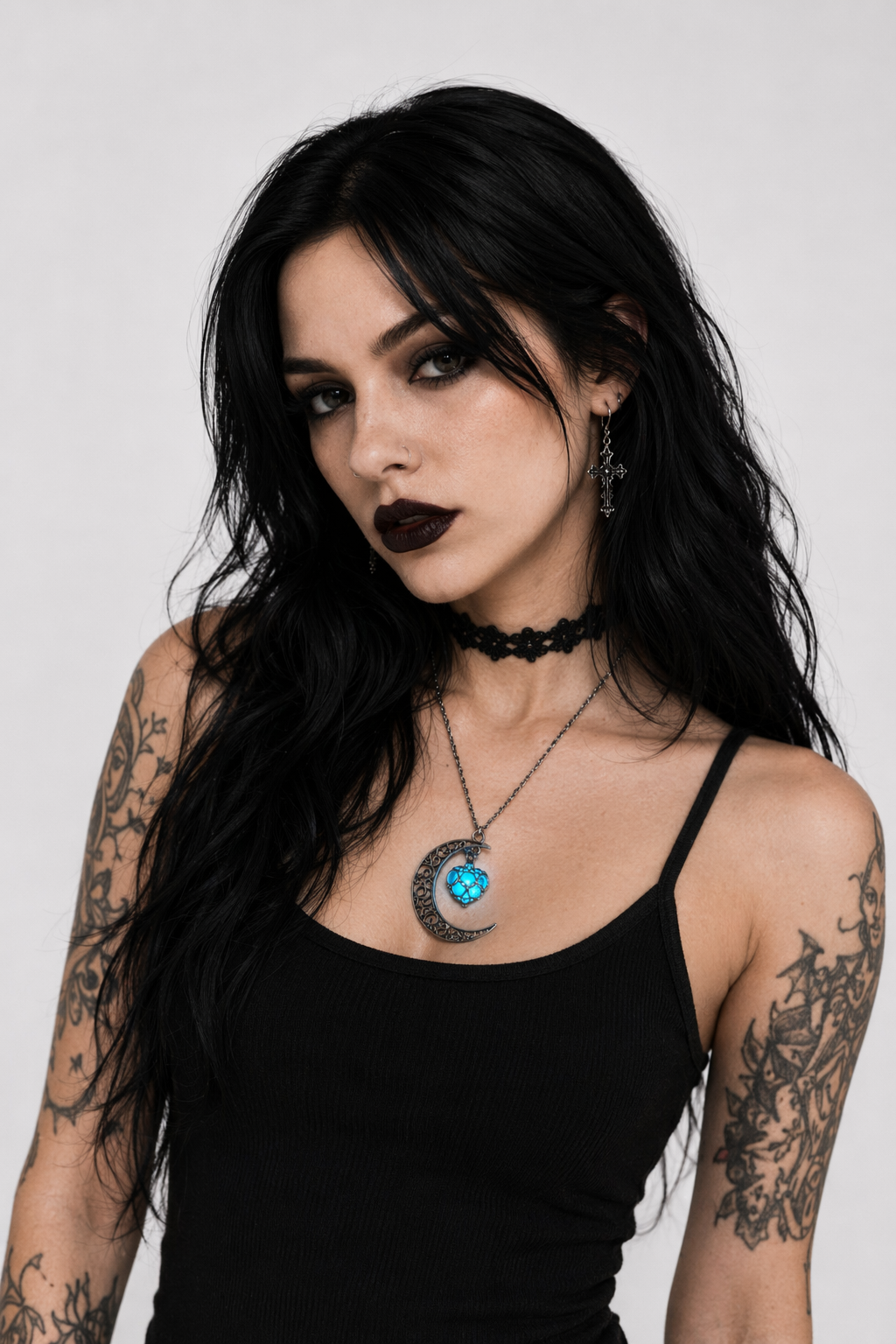 Luna's Glow Necklace Light blue