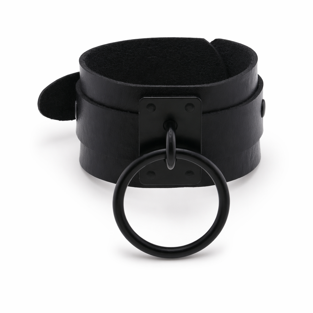 Leather Band Bracelet with Metal O-Ring Default