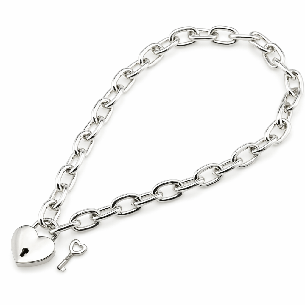Gothic Heart Lock Pendant 1