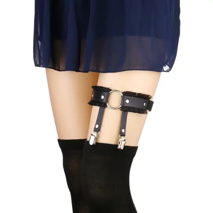 Gothic Lace Garter Clip Set - The Cursed Closet