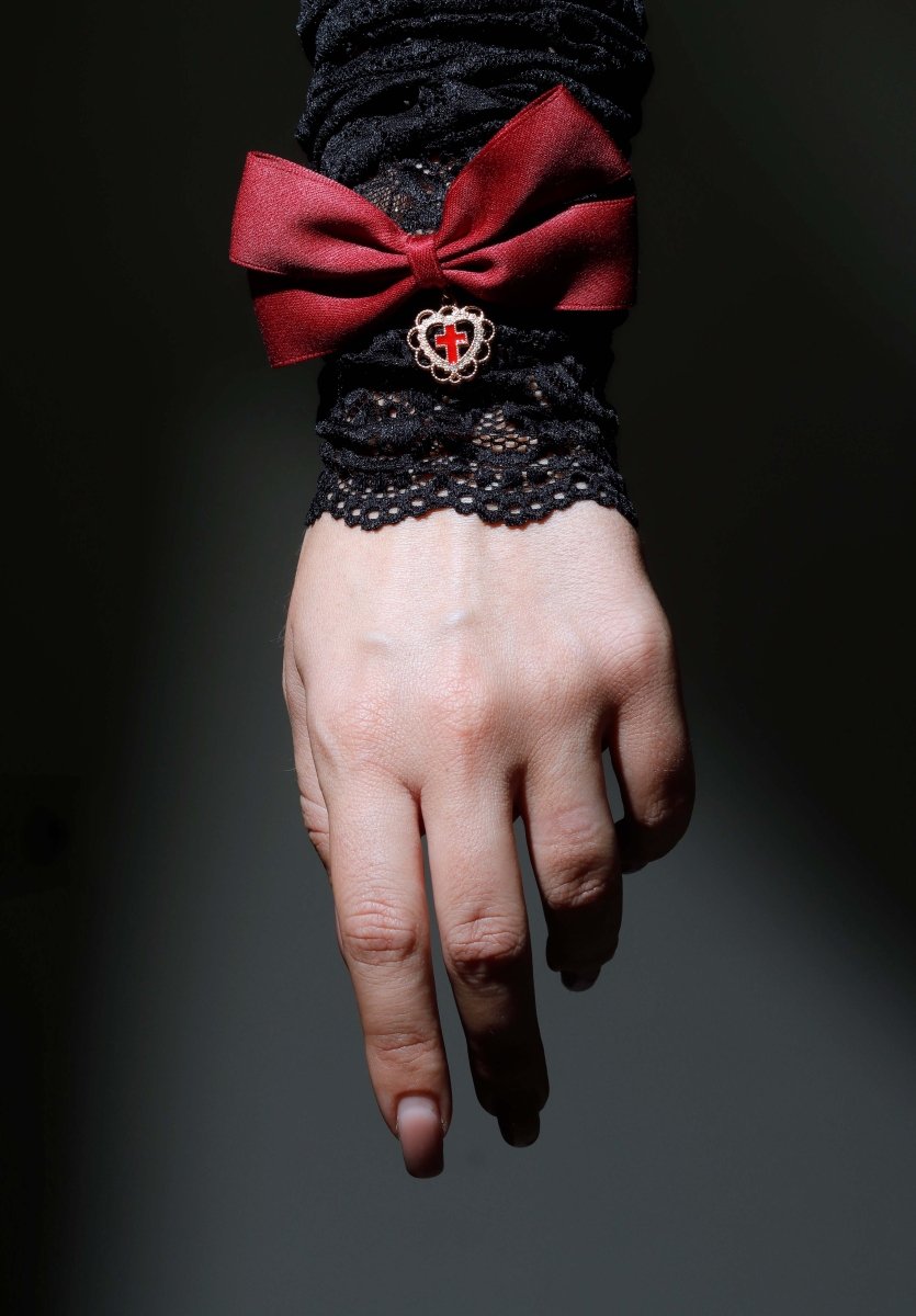 Raven's Ribbon Bracelet - The Cursed Closet