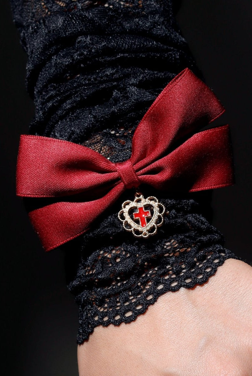 Raven's Ribbon Bracelet - The Cursed Closet