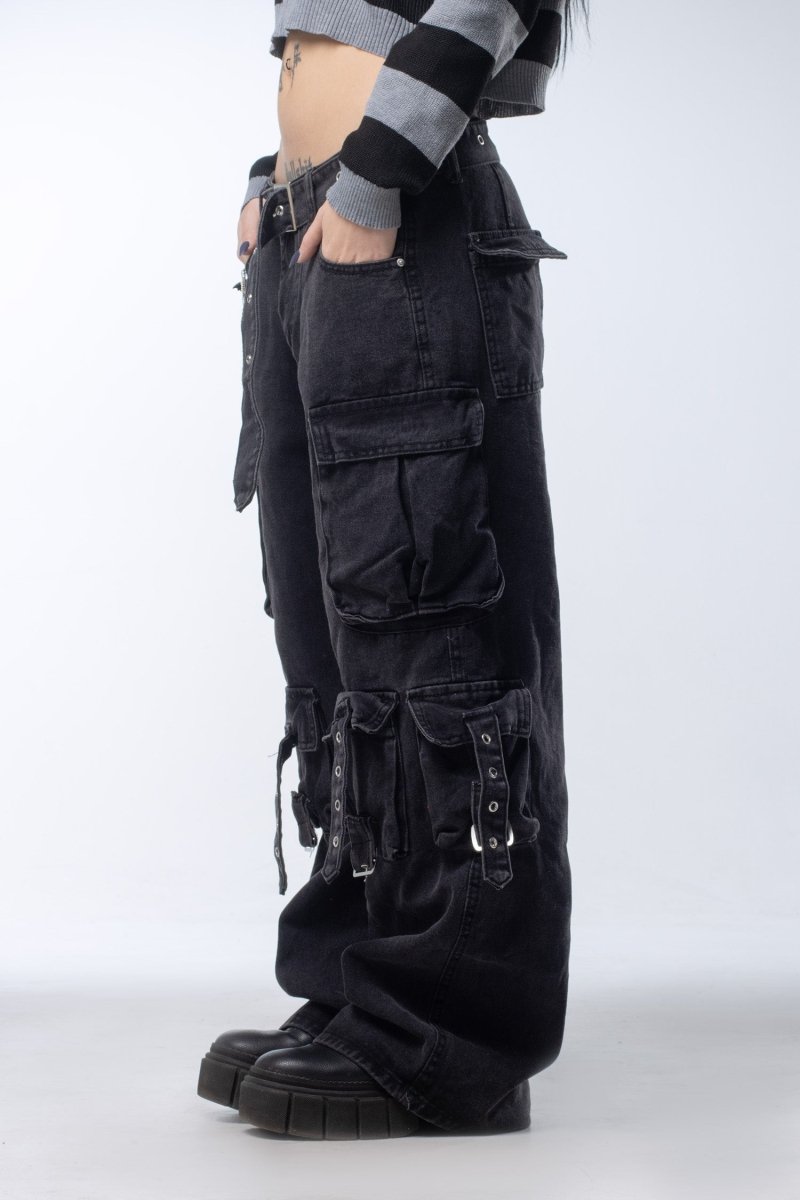 The Cargo Jeans - The Cursed Closet