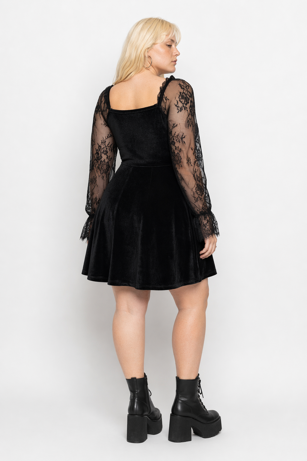 "Velvet Grunge Long Sleeve Dress" black