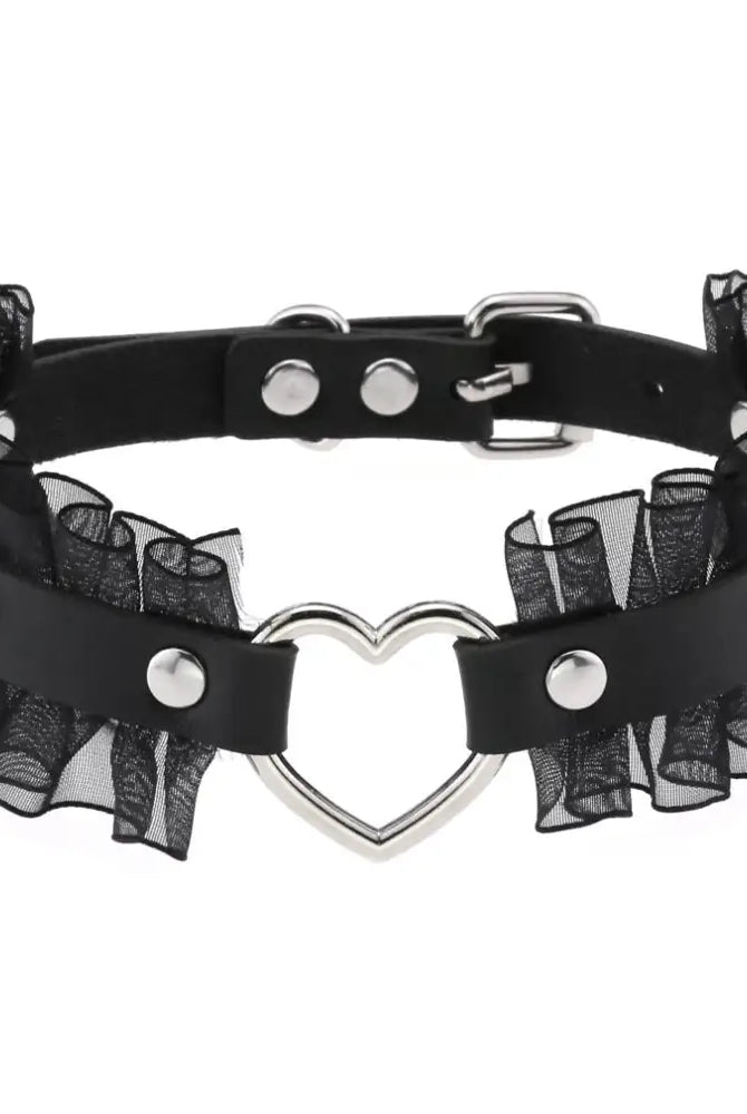 "Charming Lace Heart Necklace" - The Cursed Closet