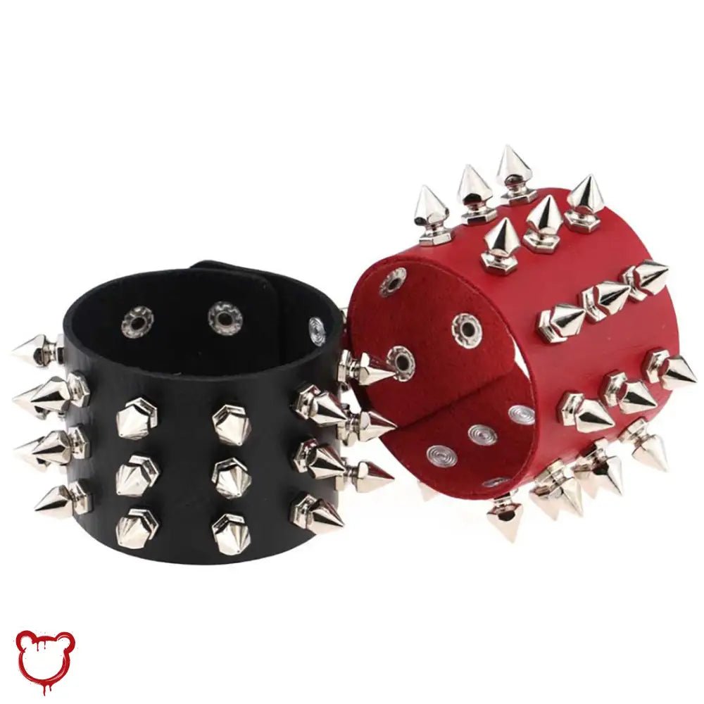 Cobra's Spike Black Bracelet - The Cursed Closet