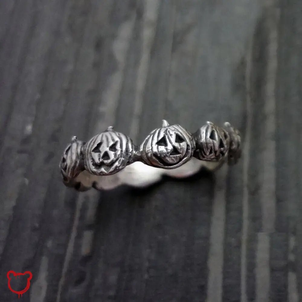 Pumpkin Circle - The Cursed Closet