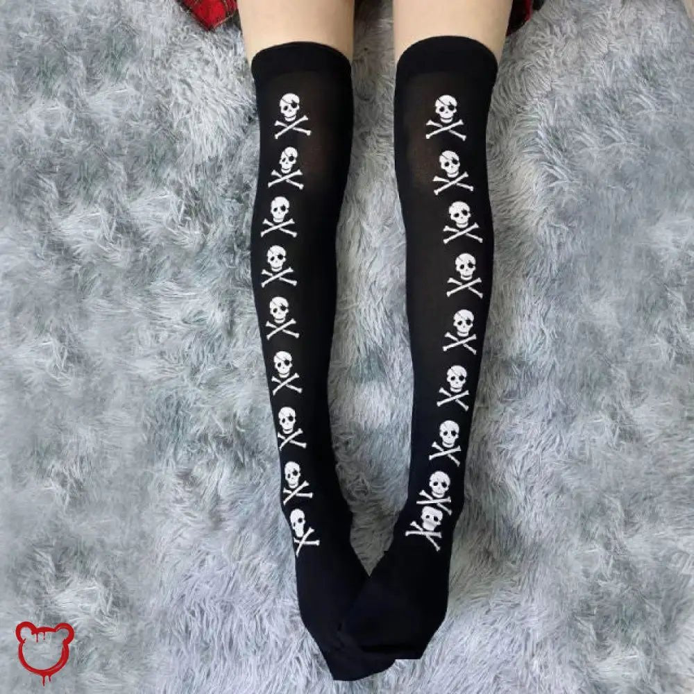 Skull & Crossbones Legwear - The Cursed Closet
