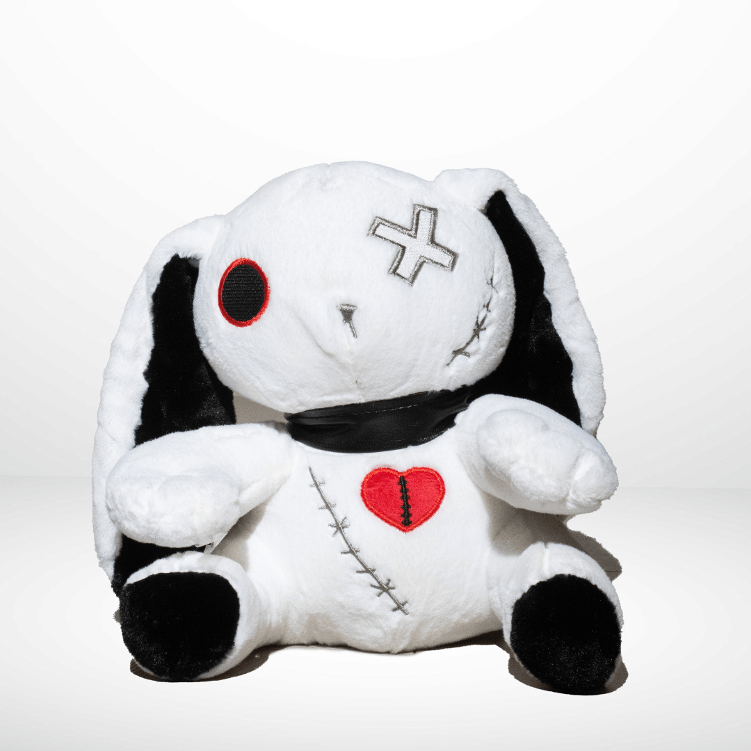 Luna the Rabbit – The Cursed Closet