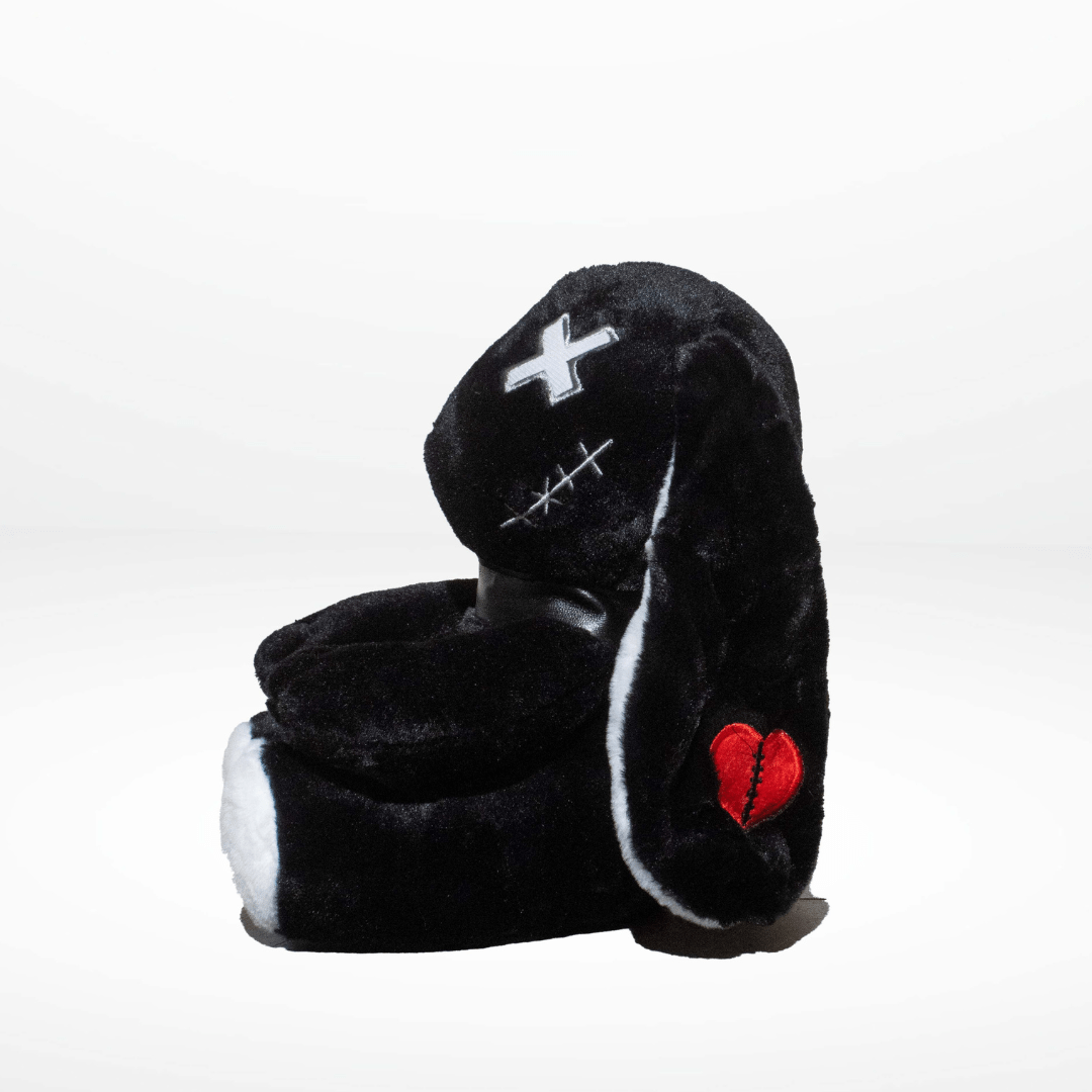 Nox the Rabbit - The Cursed Closet