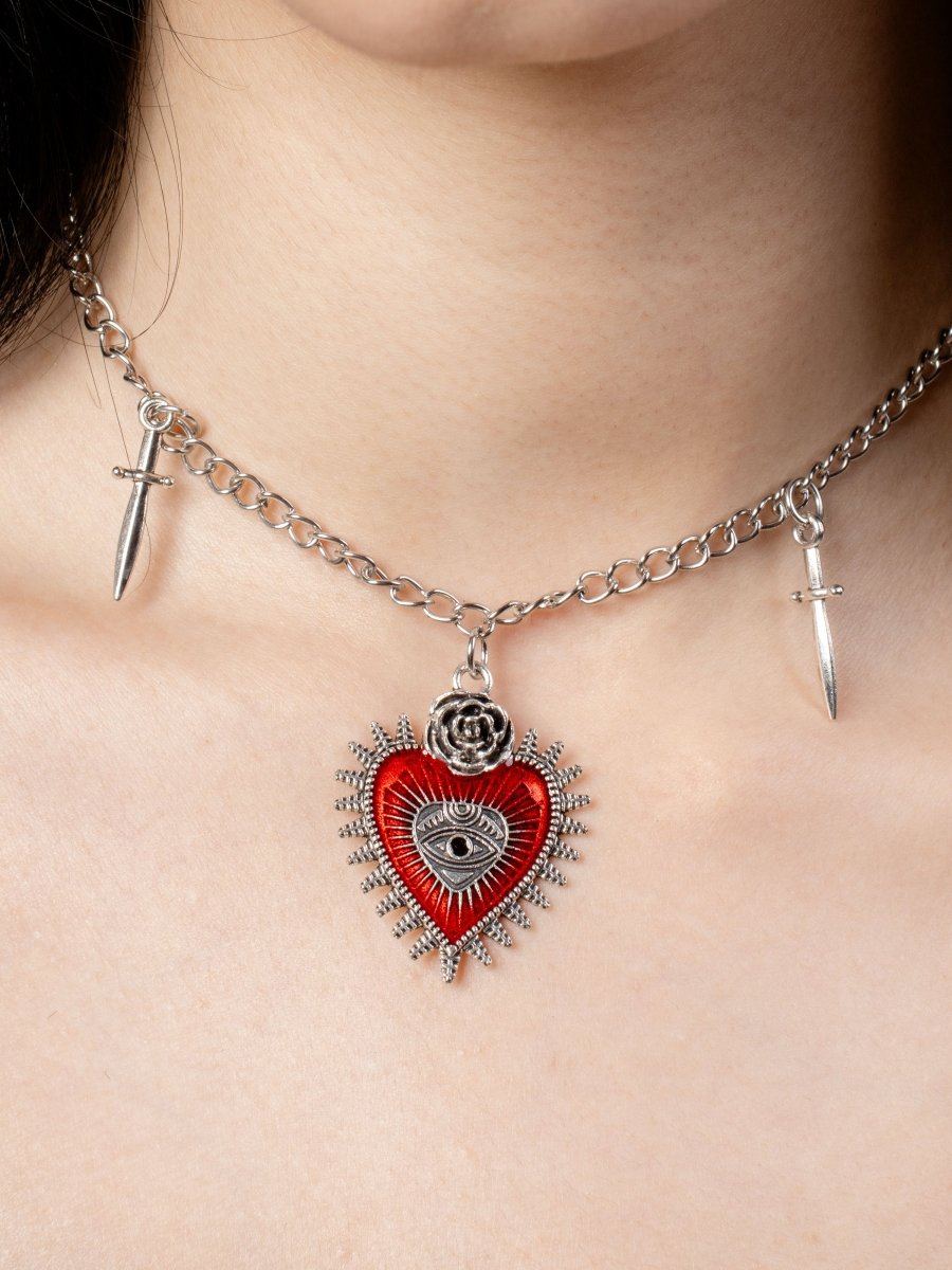 Heart of Thorns Necklace - The Cursed Closet