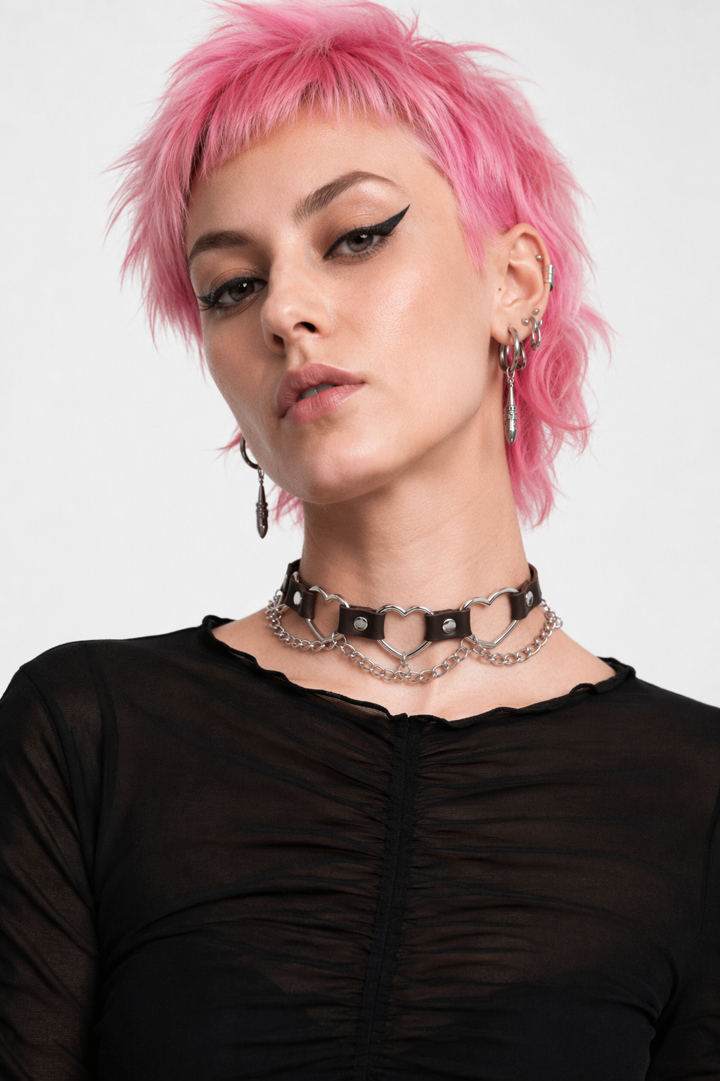 Faux Leather Heart Chain Choker' coffee