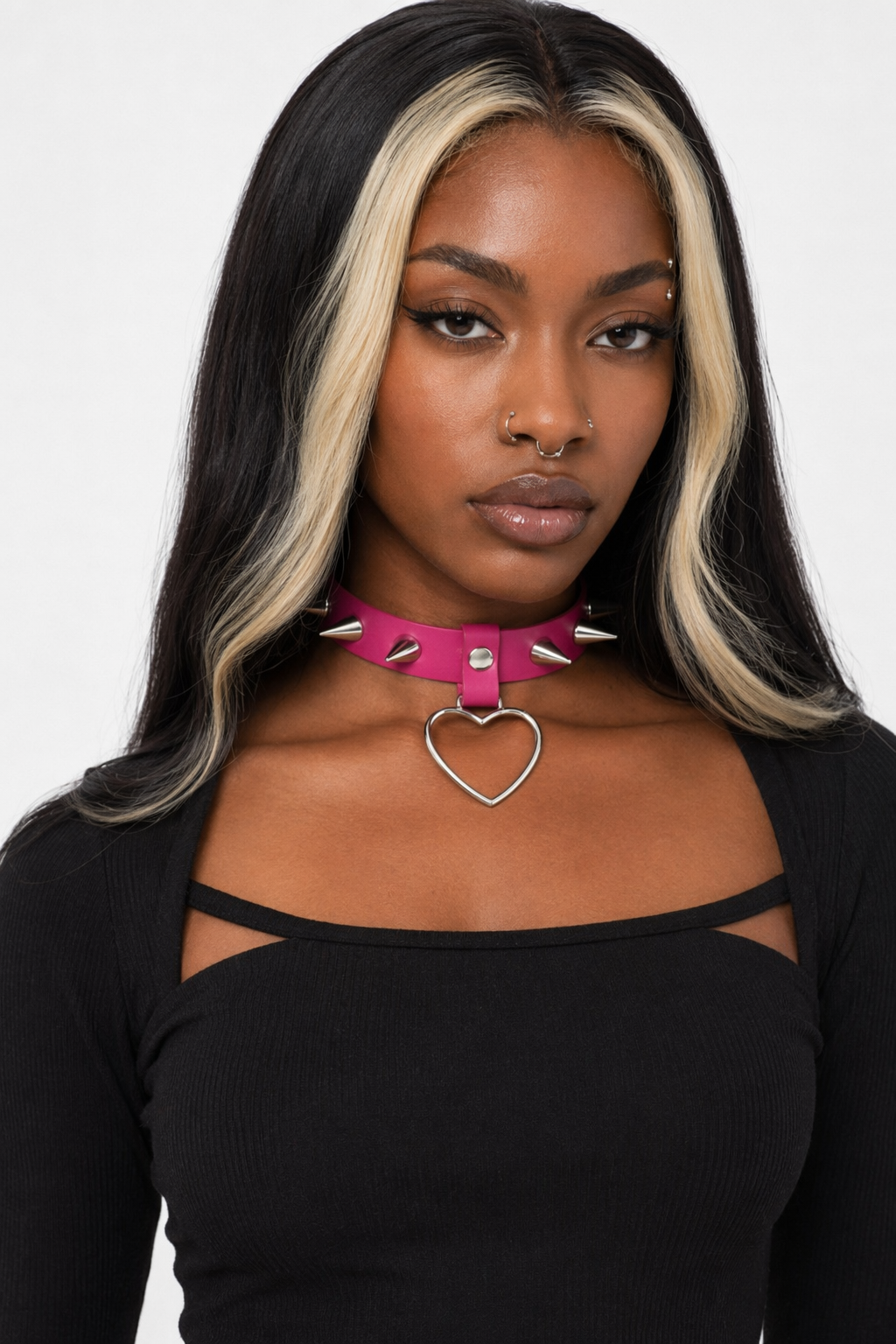 Furious Heart Choker in Black rose red