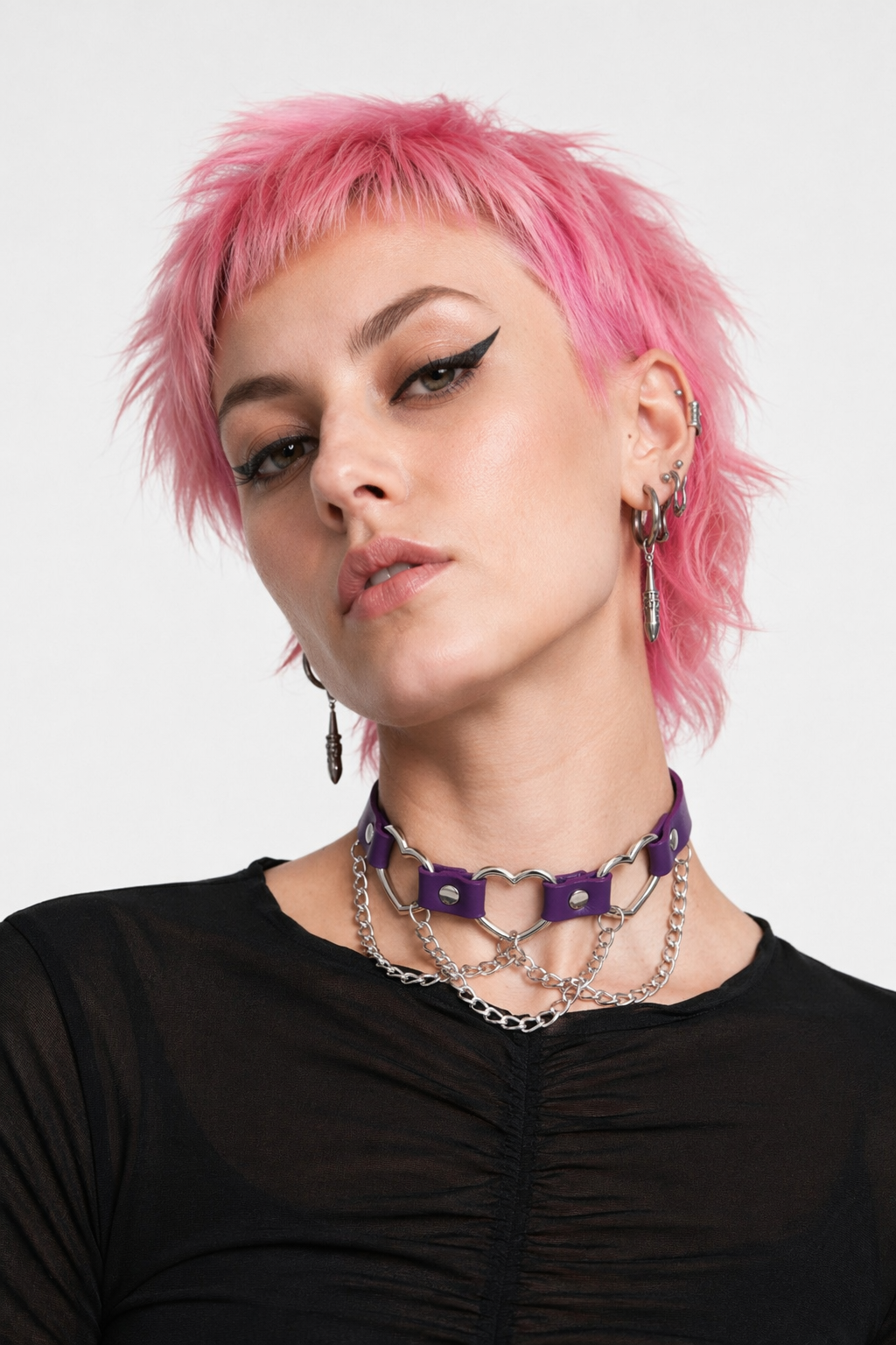 Faux Leather Heart Chain Choker' purple