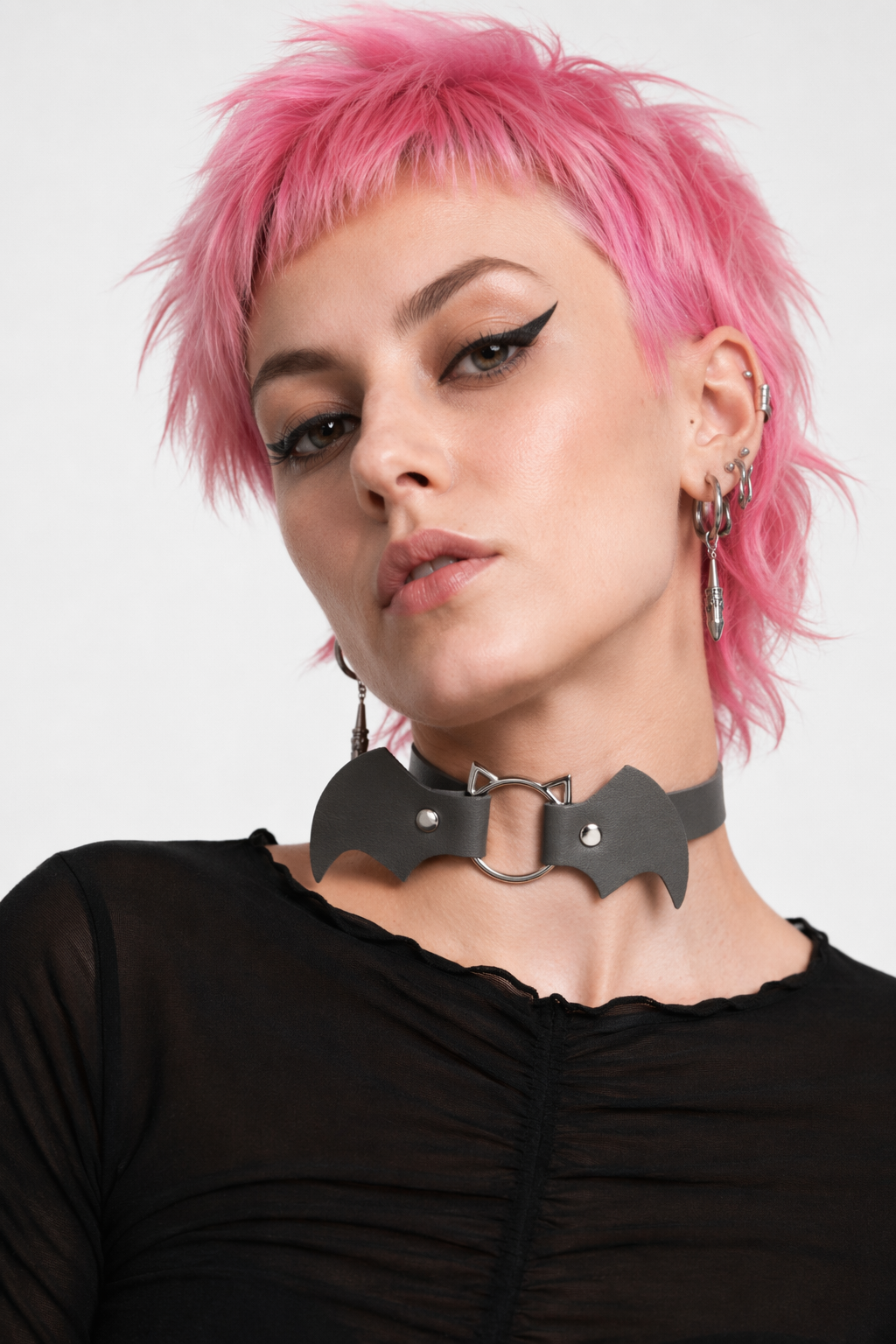 Bat Choker grey