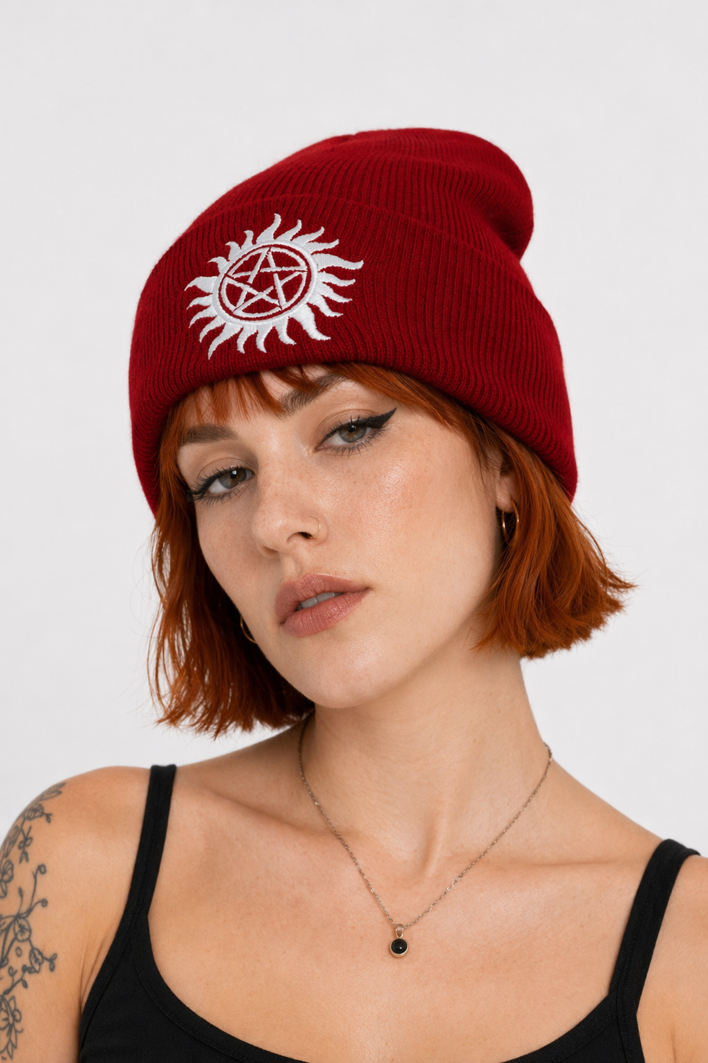 Black/Red Flame Pentagram Beanie Red