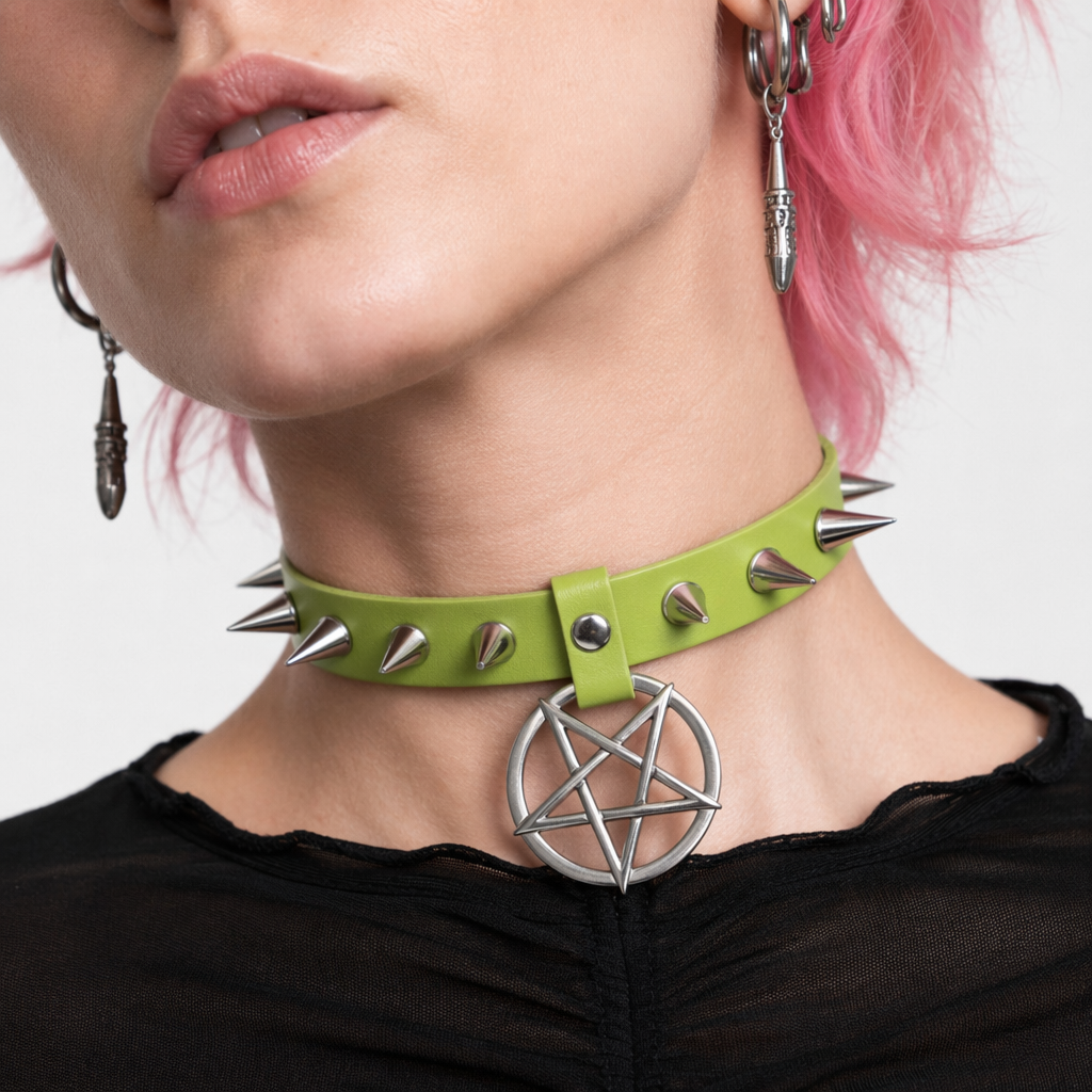 Alt Gothic Spike Choker - Darkest Depths green