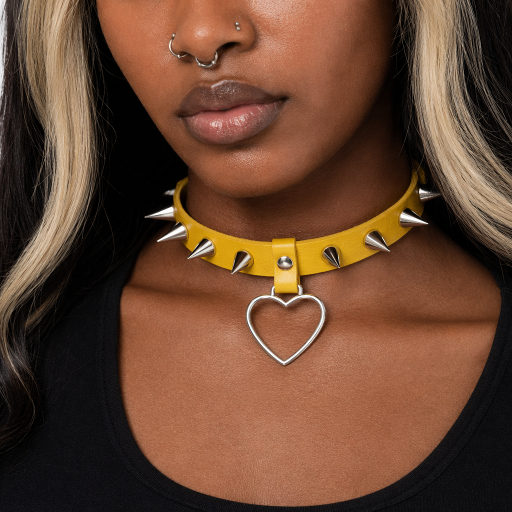 Furious Heart Choker in Black yellow