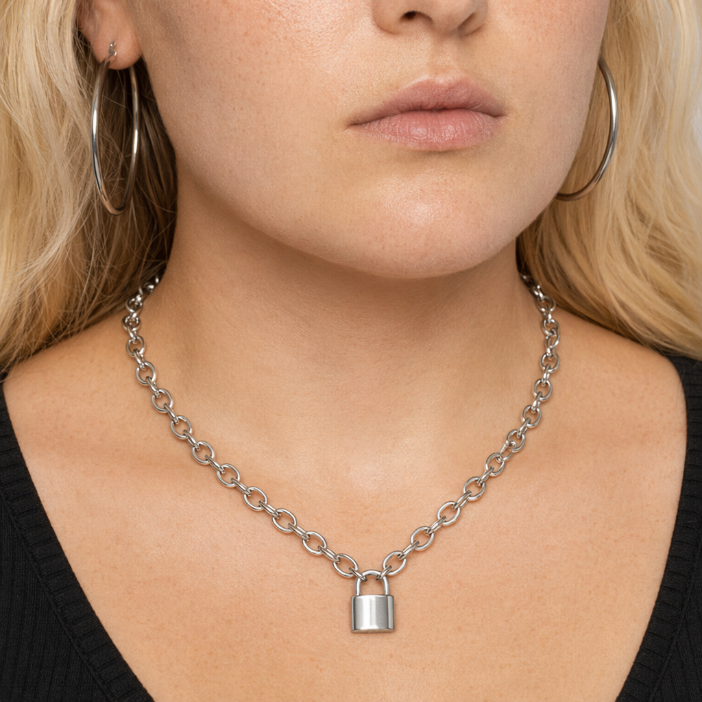 Ecstatic' Padlock Choker Chain Necklace Siver