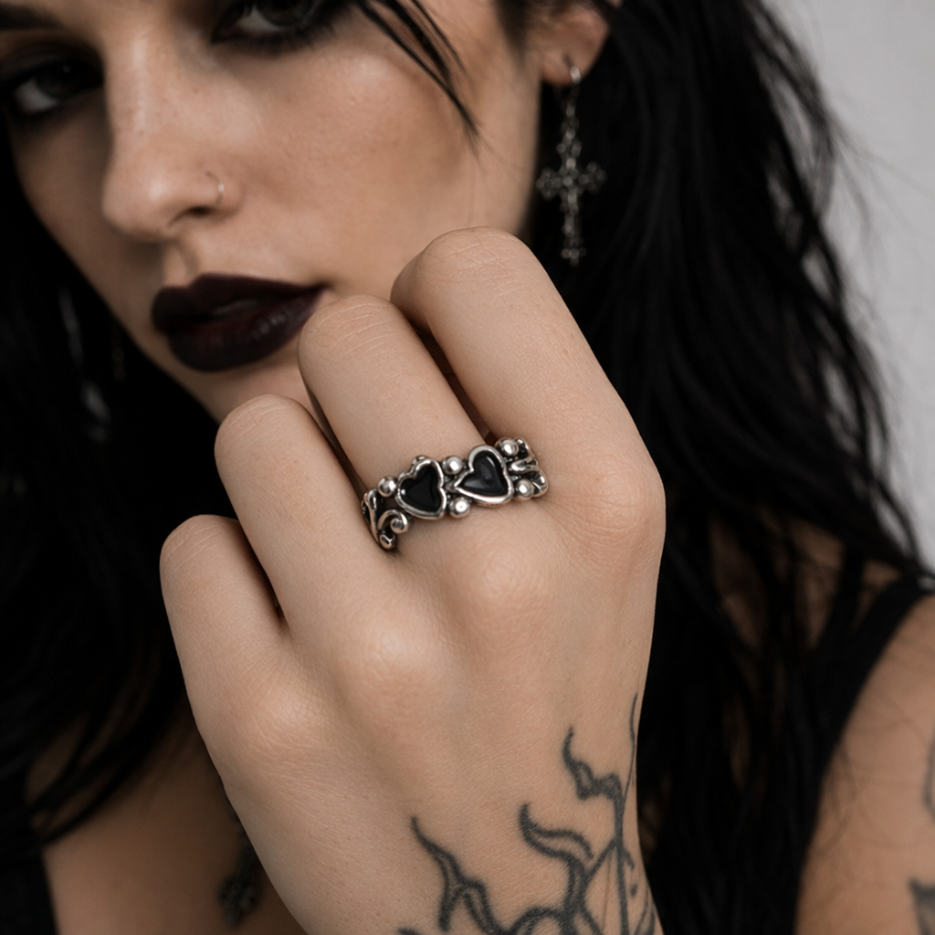Red and Black Heart Ring Black