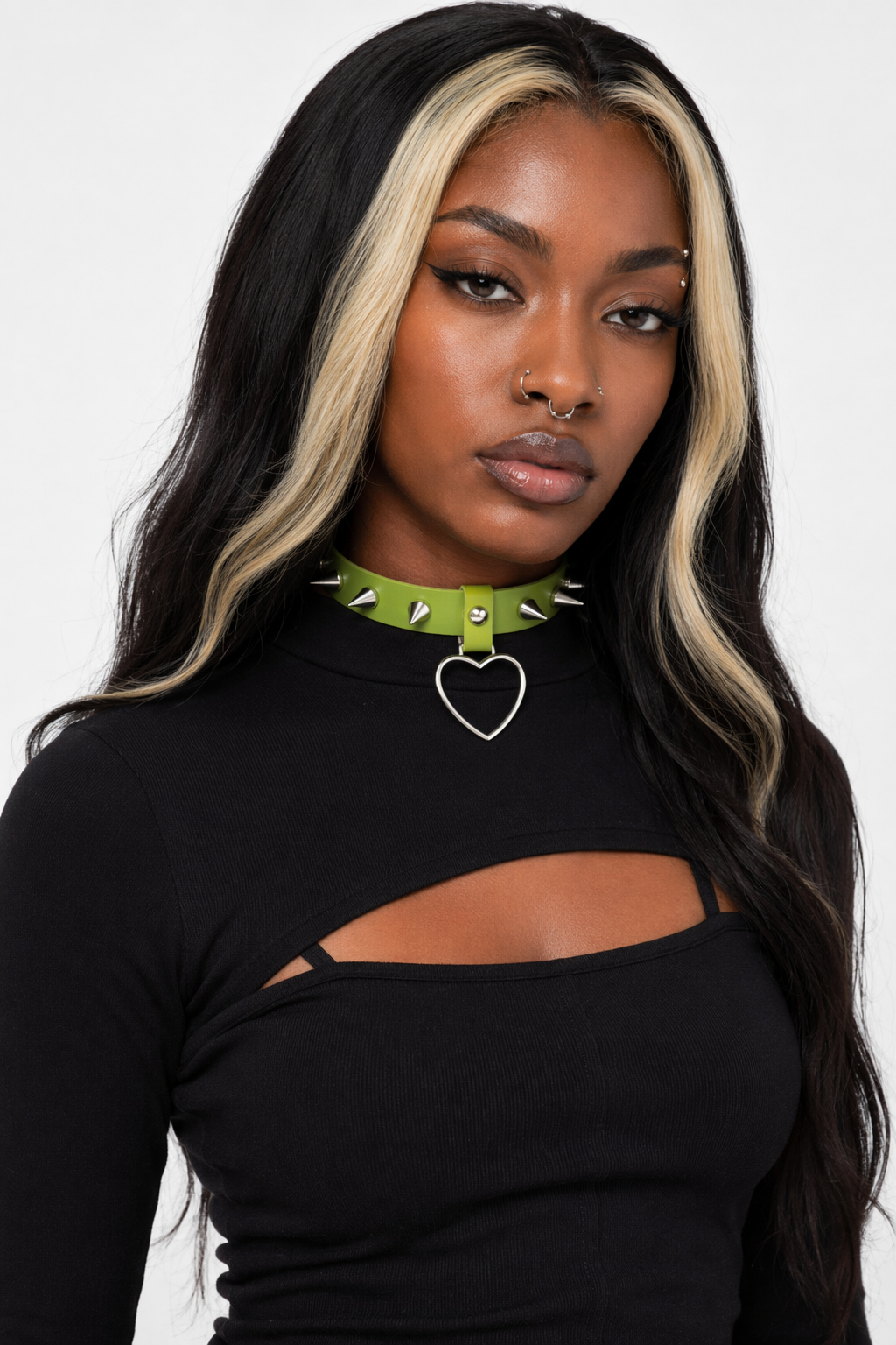Furious Heart Choker in Black green