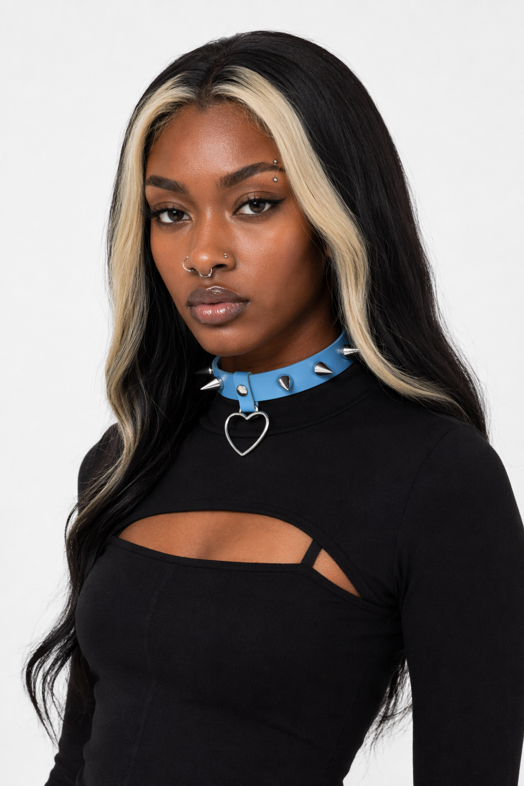 Furious Heart Choker in Black light blue