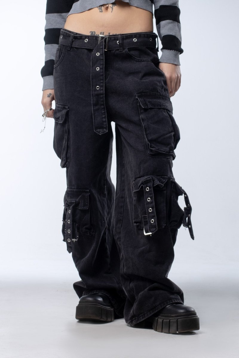 The Cargo Jeans - The Cursed Closet