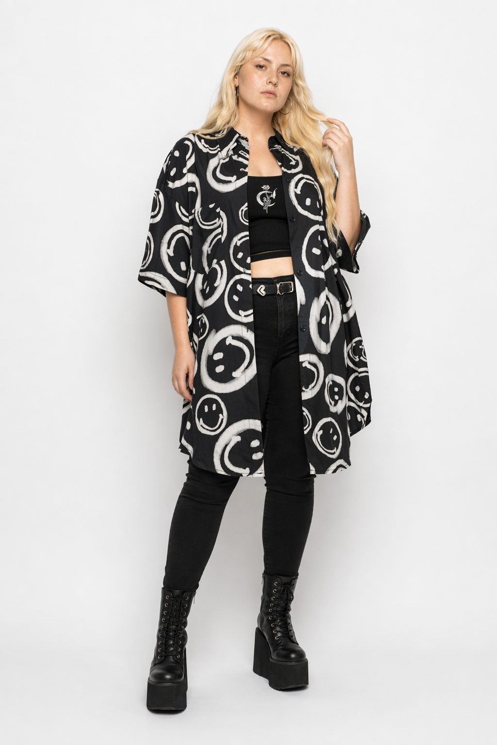 "Oversize Black Smiley Shirt" Black