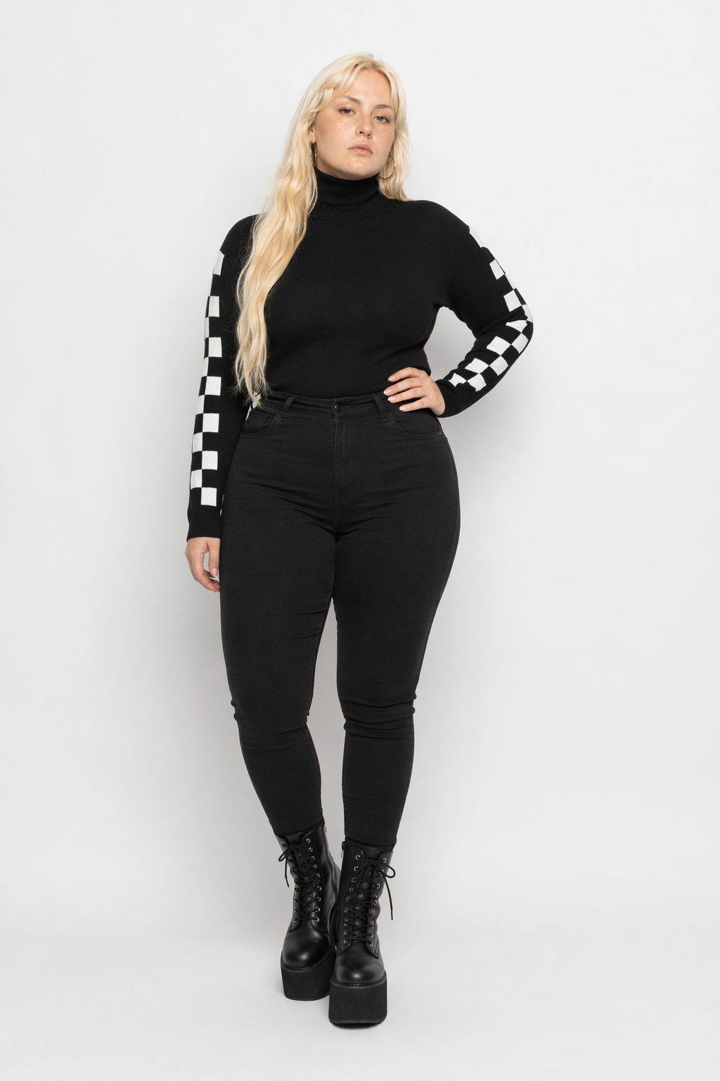 "Cozy Long-sleeve Turtleneck Sweater" Black