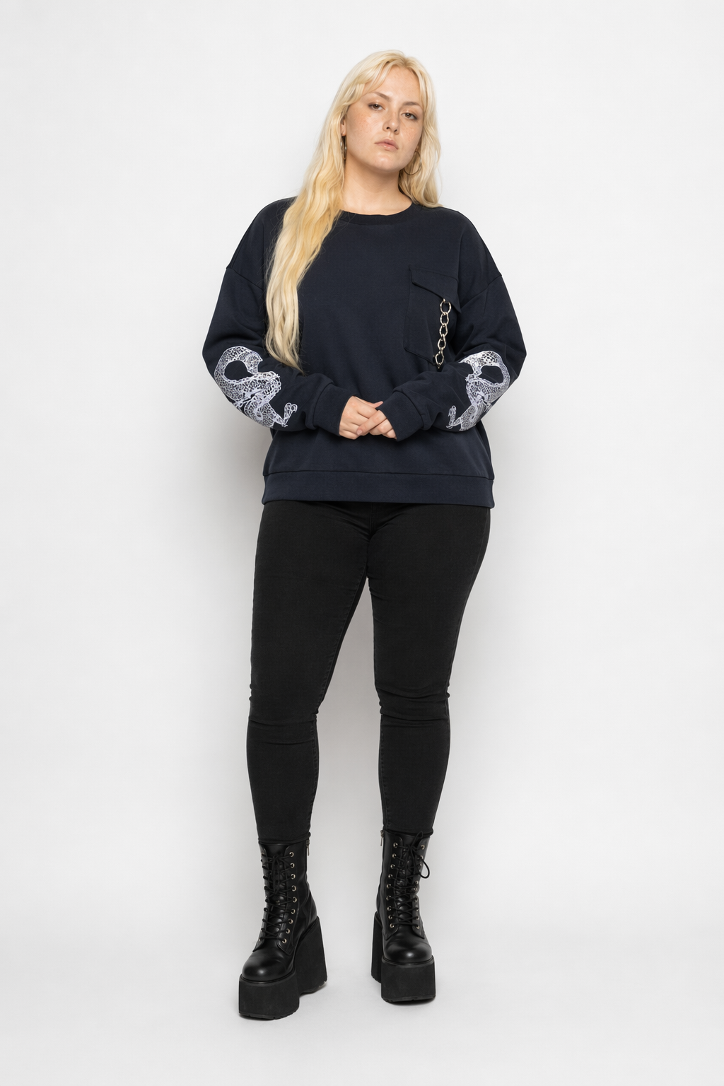 Grunge Black Sweatshirt chain blue