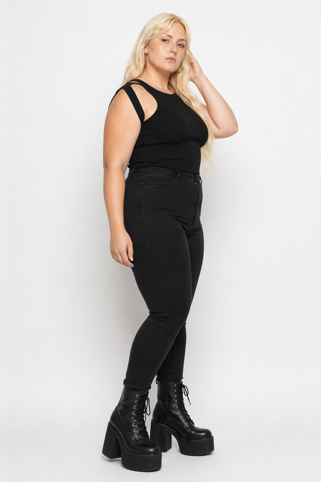 Sleek Sleeveless Knit Tank Top Black
