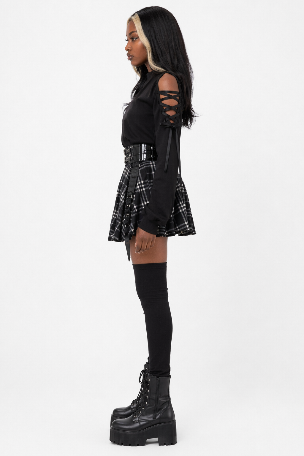 Ash's Plaid Skirt black plaid