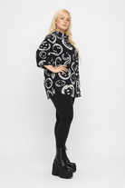 "Oversize Black Smiley Shirt" Black