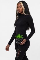 Black Pot Succulent in 11 Designs 10