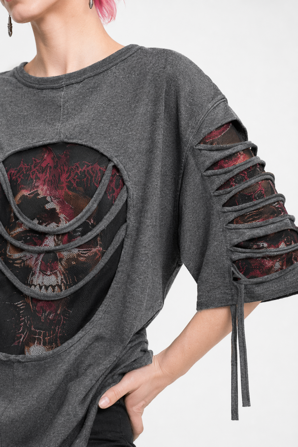Alt Ripped Grey/Black Unisex Skull Tee Gray