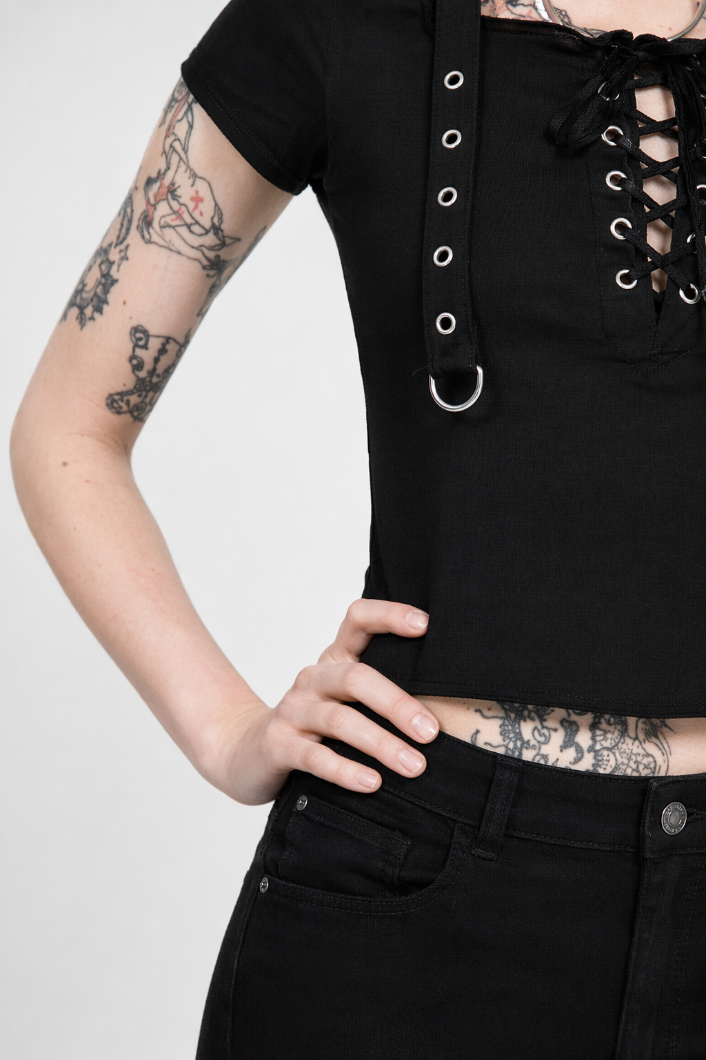 Gothic Off-Shoulder Crop Maximum Default