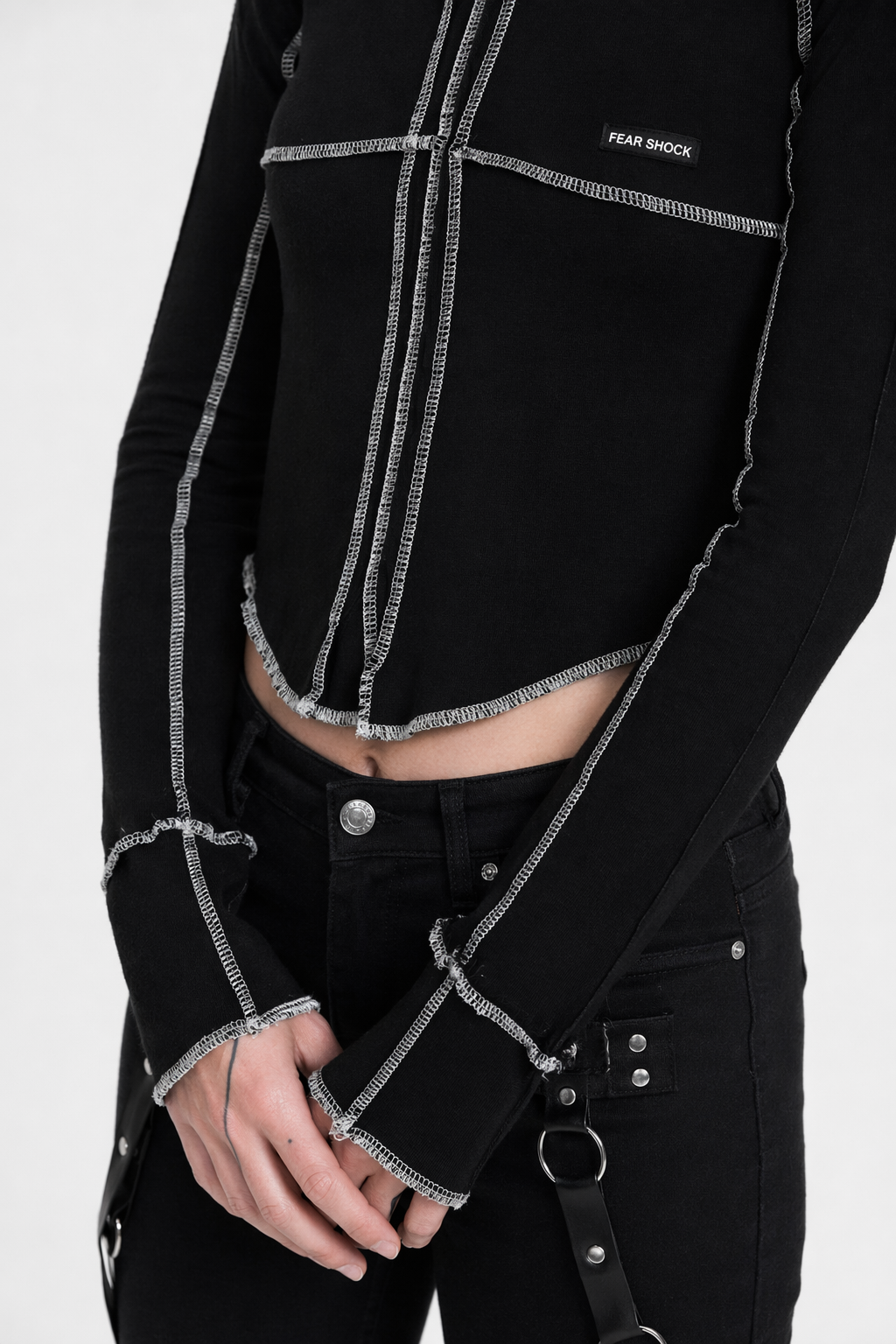 "Fear Shock Knit Crop Top" black