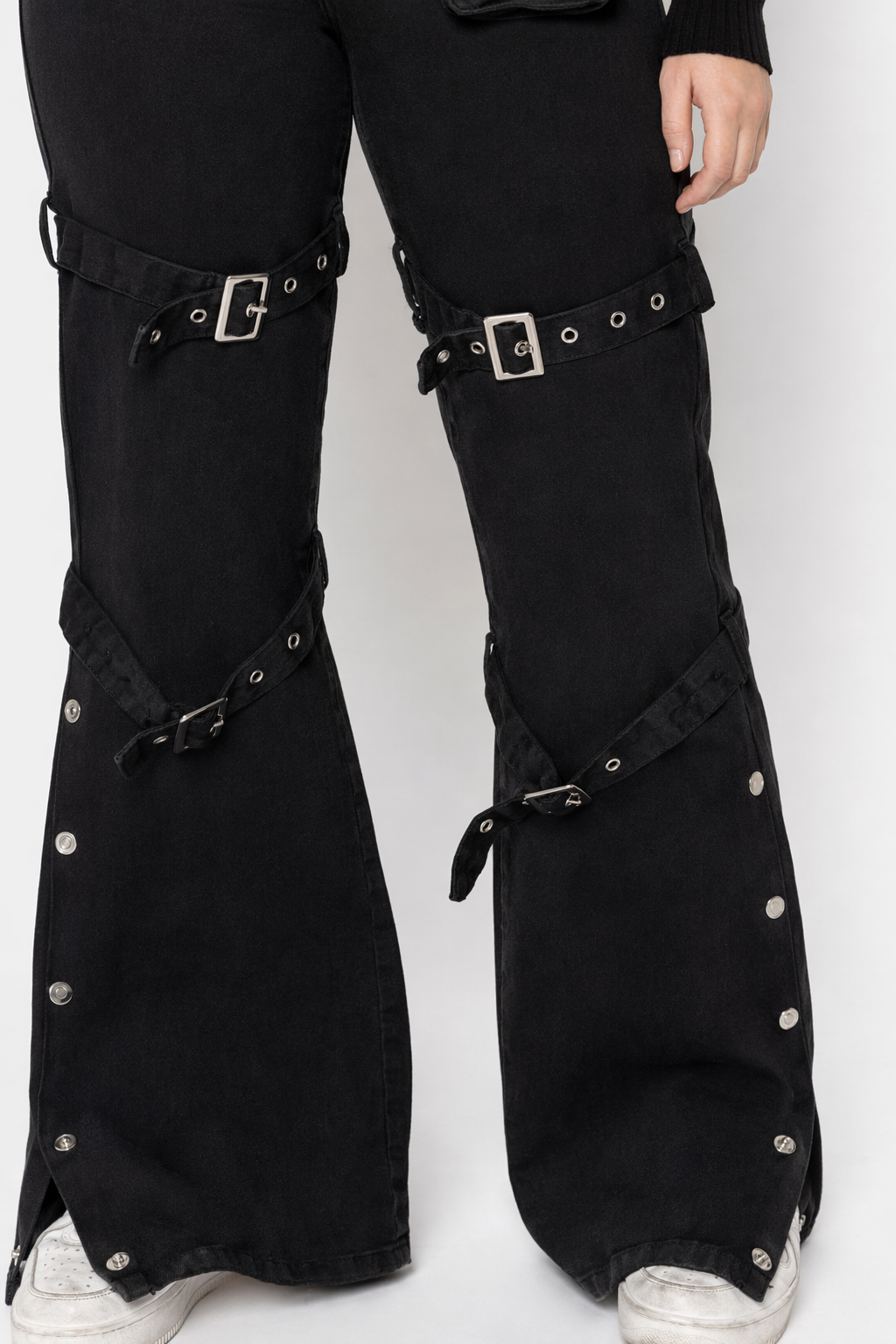 Hellbound Loose Strap Pants black